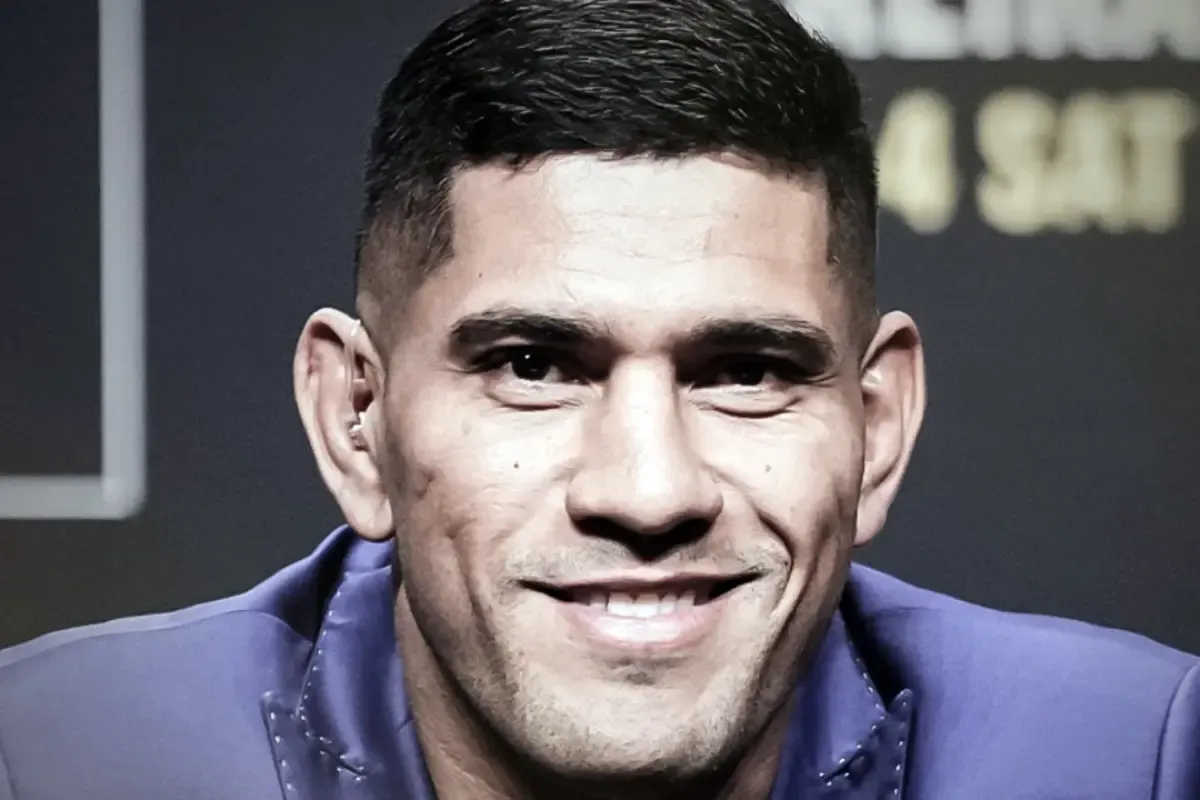 Alex Poatan humilha Ankalaev nas redes sociais e ironiza pedido de trilogia no UFC: ‘Está vivo?’ após vitória avassaladora
