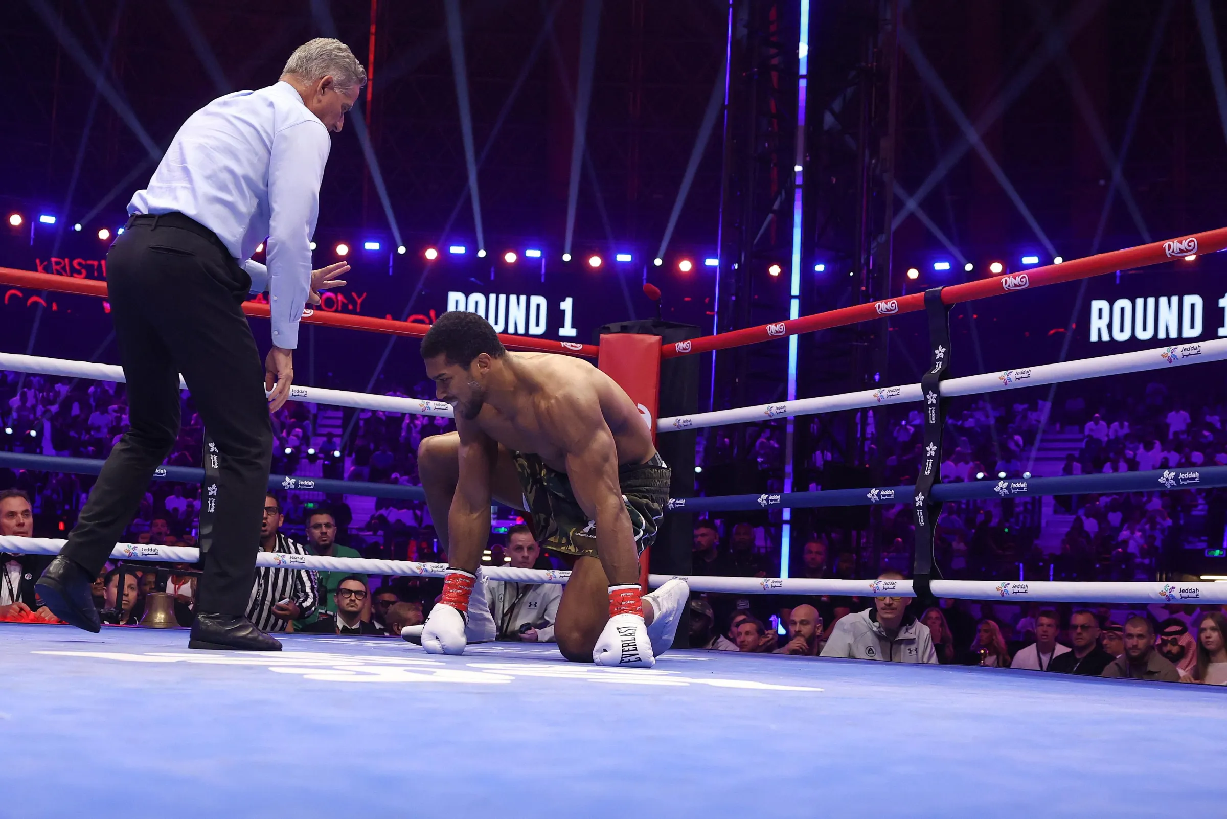 Anthony Joshua Revela “Lição Valiosa” Após Nocautes Assustadores no Primeiro Round em Luta de Retorno