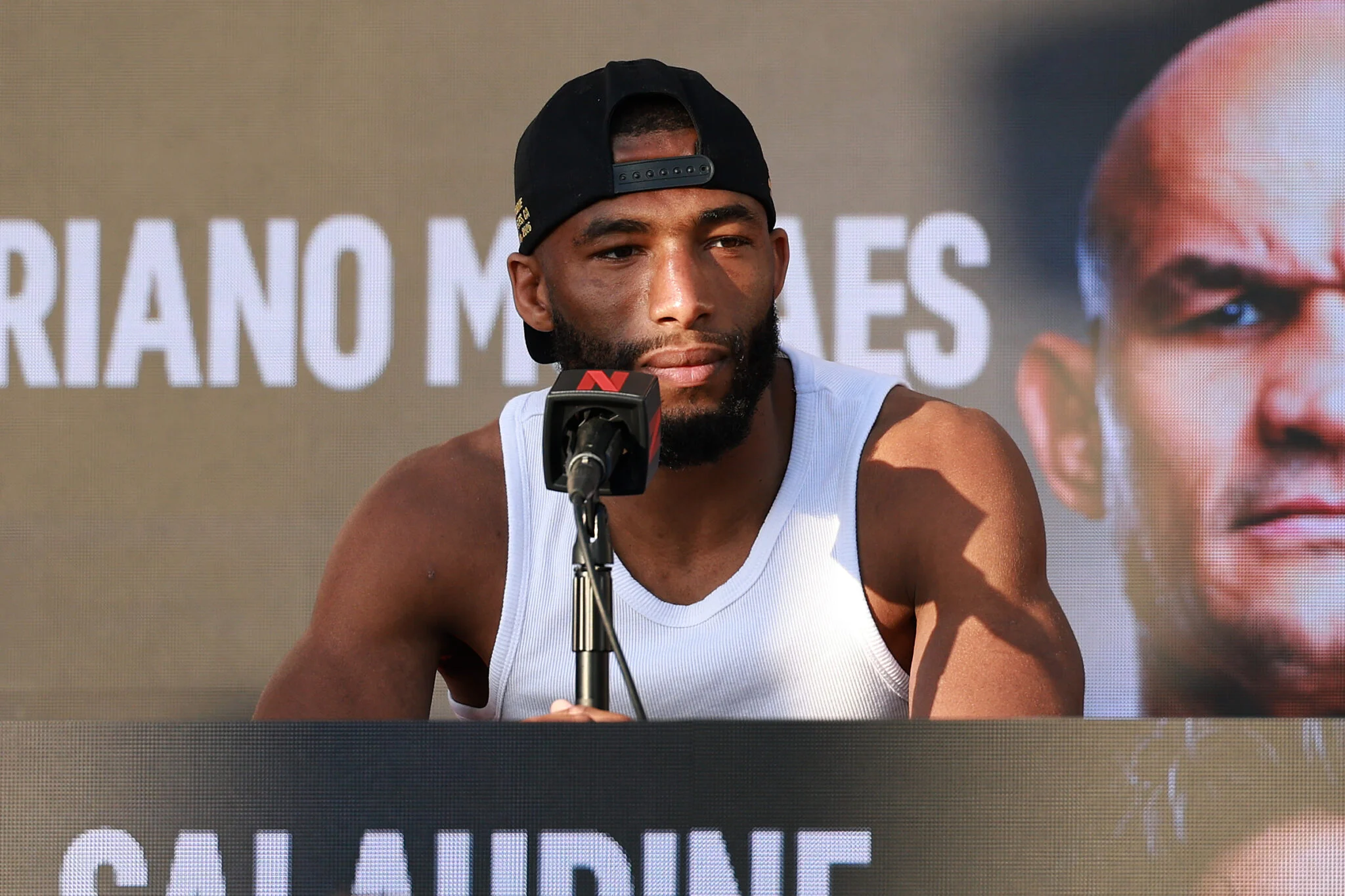 Salahdine Parnasse, que já recusou o UFC, fará estreia como atração principal em Paris contra Dan Hooker: a reviravolta inesperada de um campeão do MMA.