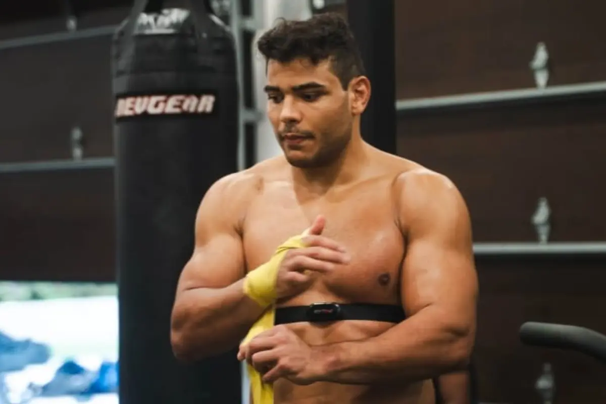 Futuro de Paulo Borrachinha no UFC em Xeque: Lutador Flerta com Concorrência PFL/MVP Após Fusão Histórica no MMA