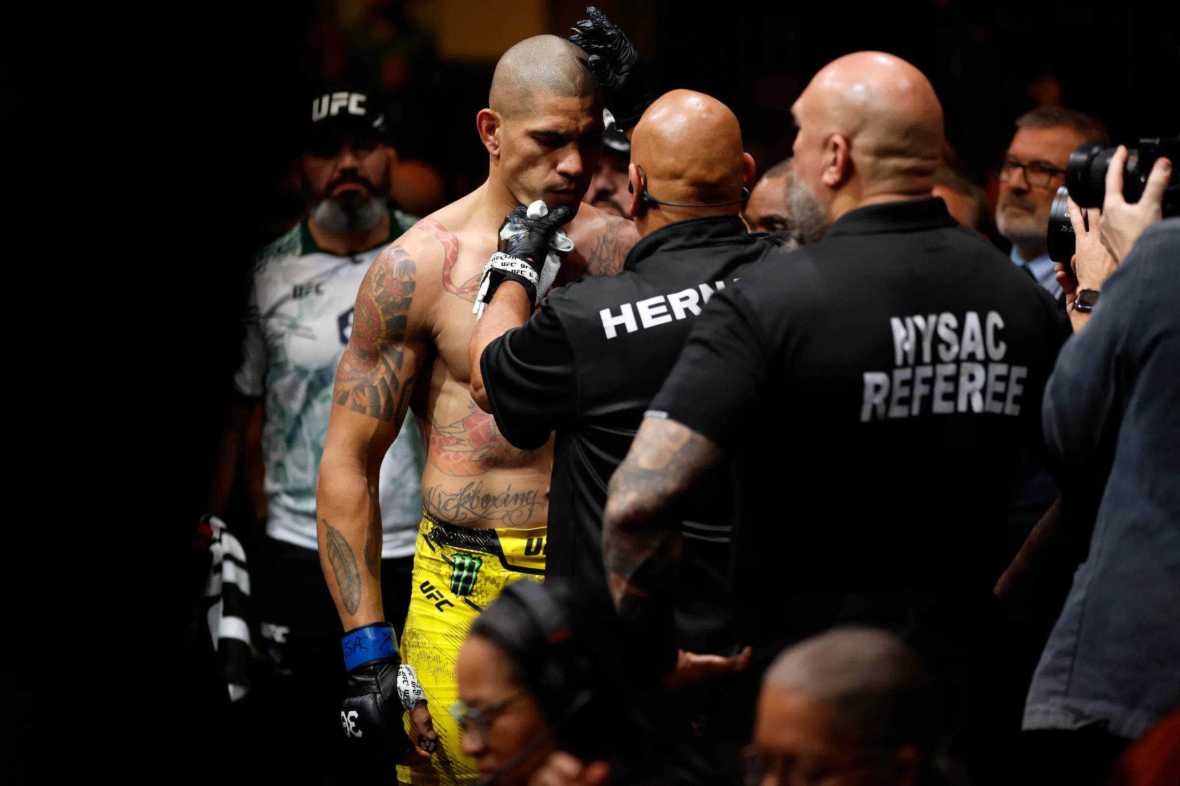 Alex Pereira, o ‘Poatan’, mira retorno triunfal ao UFC em novembro no Madison Square Garden e revela motivo especial para lutar em Nova York