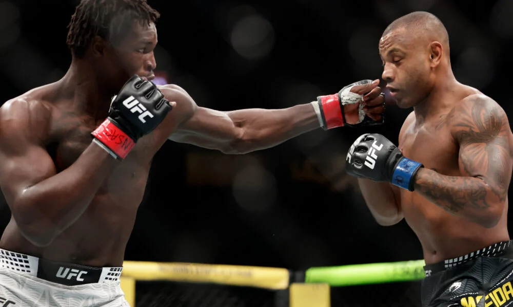 Brutal! César Almeida sofre nocaute devastador para Damian Pinas de Aruba no UFC 329 em Las Vegas, complicando sua situação no Ultimate
