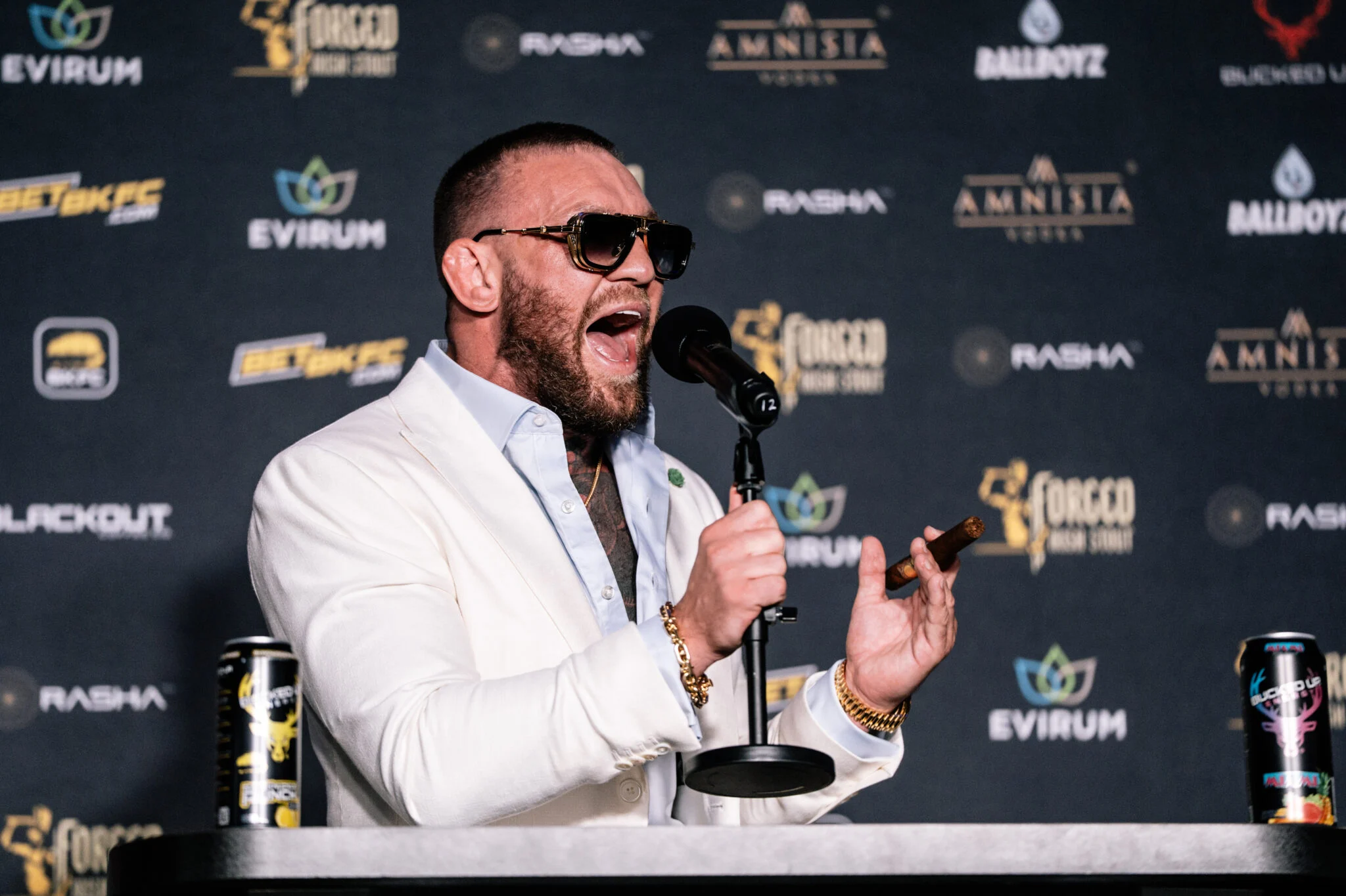 Conor McGregor na FOX Nation: ‘World’s Baddest Man’ Chega em 2027 com o Notório no Comando após Lesão no UFC