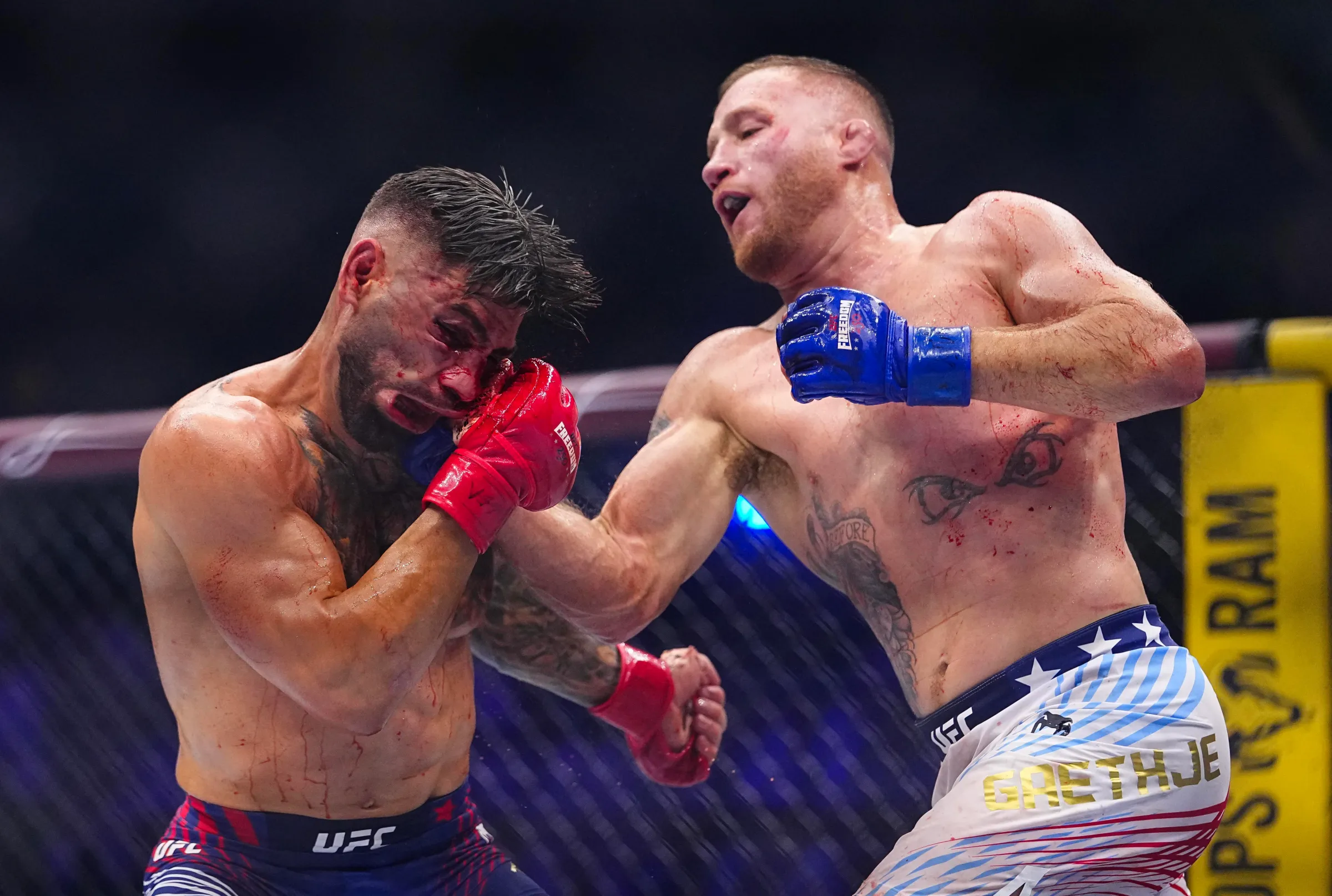 Impacto Devastador: Anthony Joshua Repensa Carreira Após Derrota de Ilia Topuria no UFC e Alerta Sobre a Seriedade do Jogo de Luta