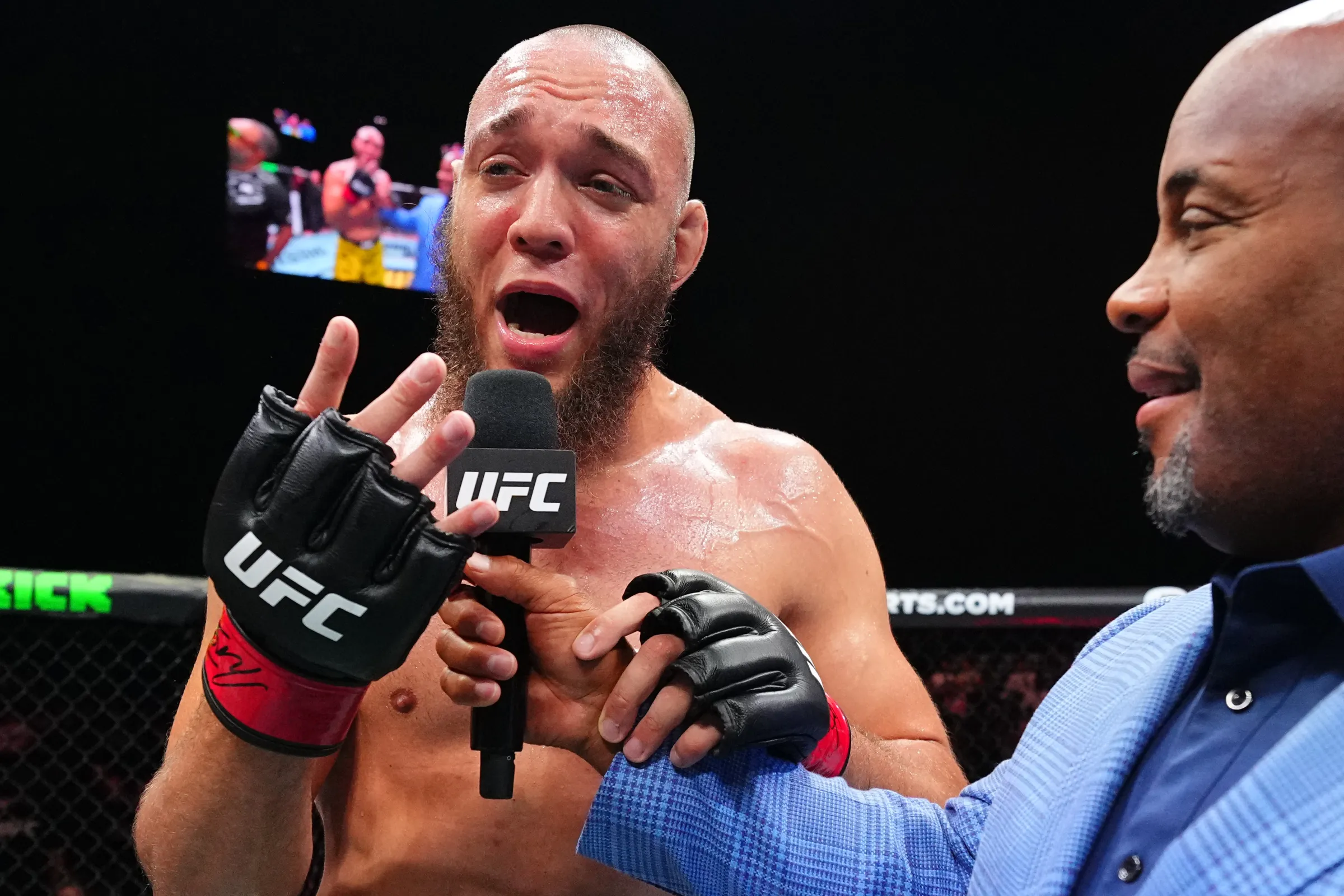 Valter Walker, o ‘Rei das Finalizações’, Desafia Gable Steveson e Promete Cuspir em Jon Jones Após Luta Histórica no UFC