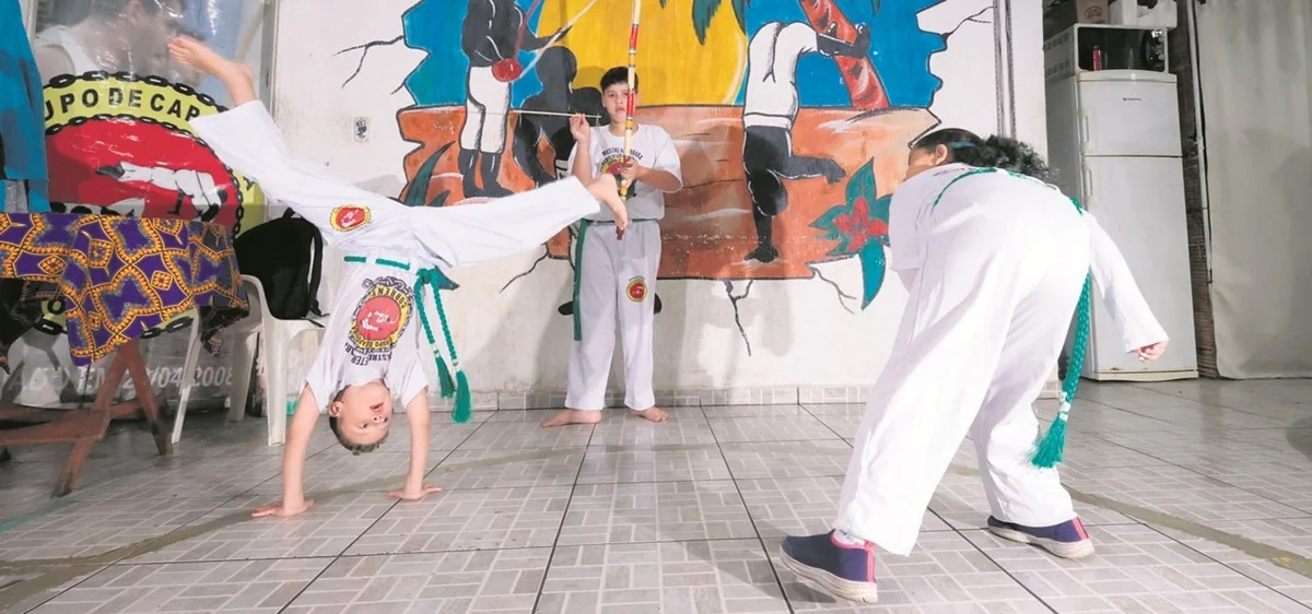 Capoeira Transforma Vidas Infantis na Região: Mais que Luta, Música e Lições Essenciais para o Futuro das Crianças em São Bernardo