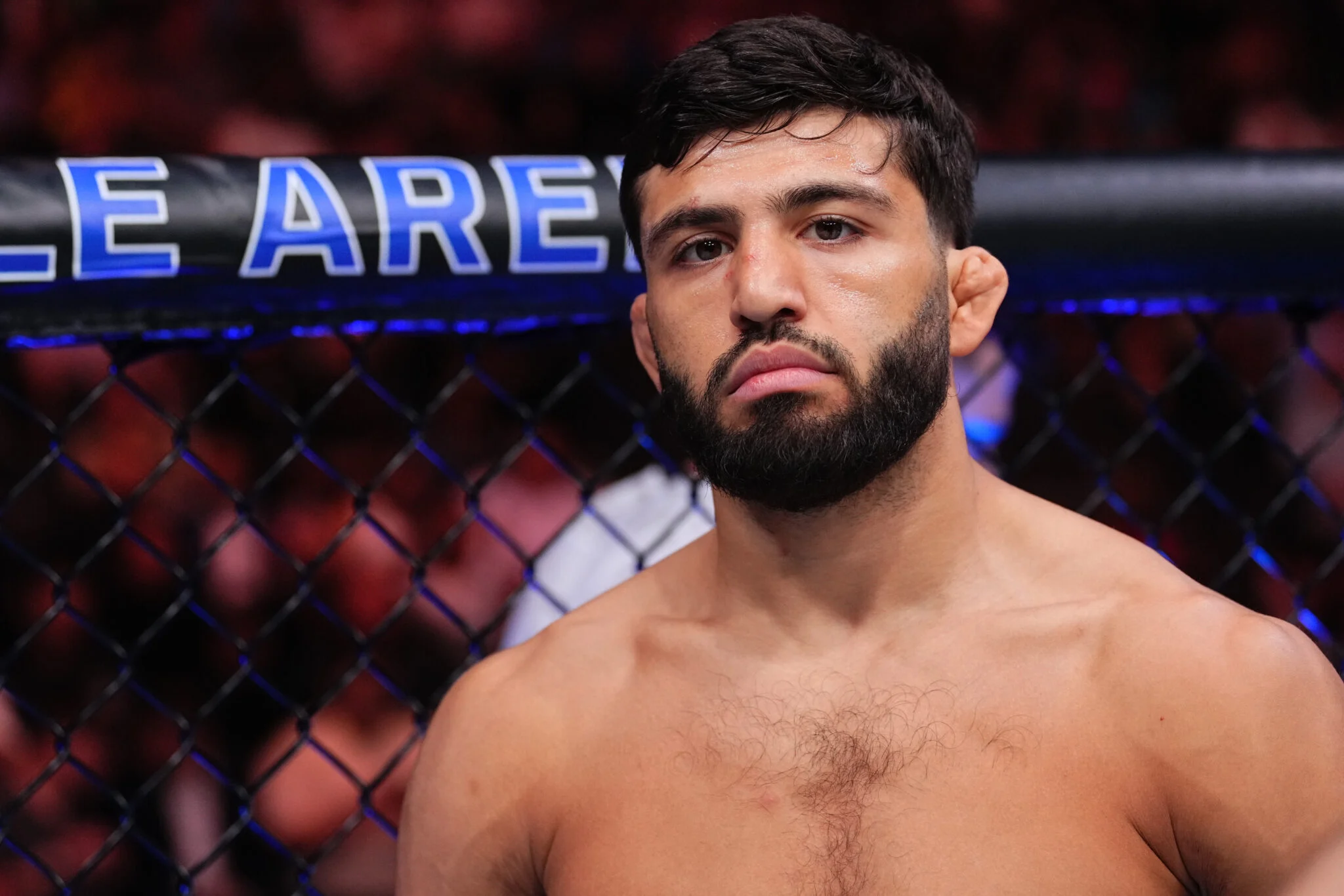 UFC 331: Mudança drástica! Charles Oliveira sai, Mauricio Ruffy entra para enfrentar Arman Tsarukyan em Los Angeles