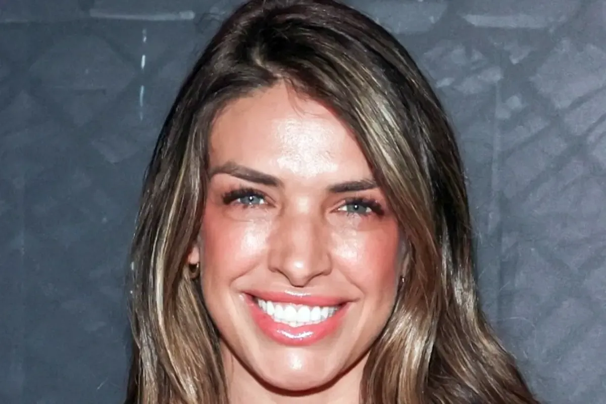 UFC 330: Mackenzie Dern rebate Ian Garry e defende ‘homens de valor’ em polêmica que agita o mundo do MMA