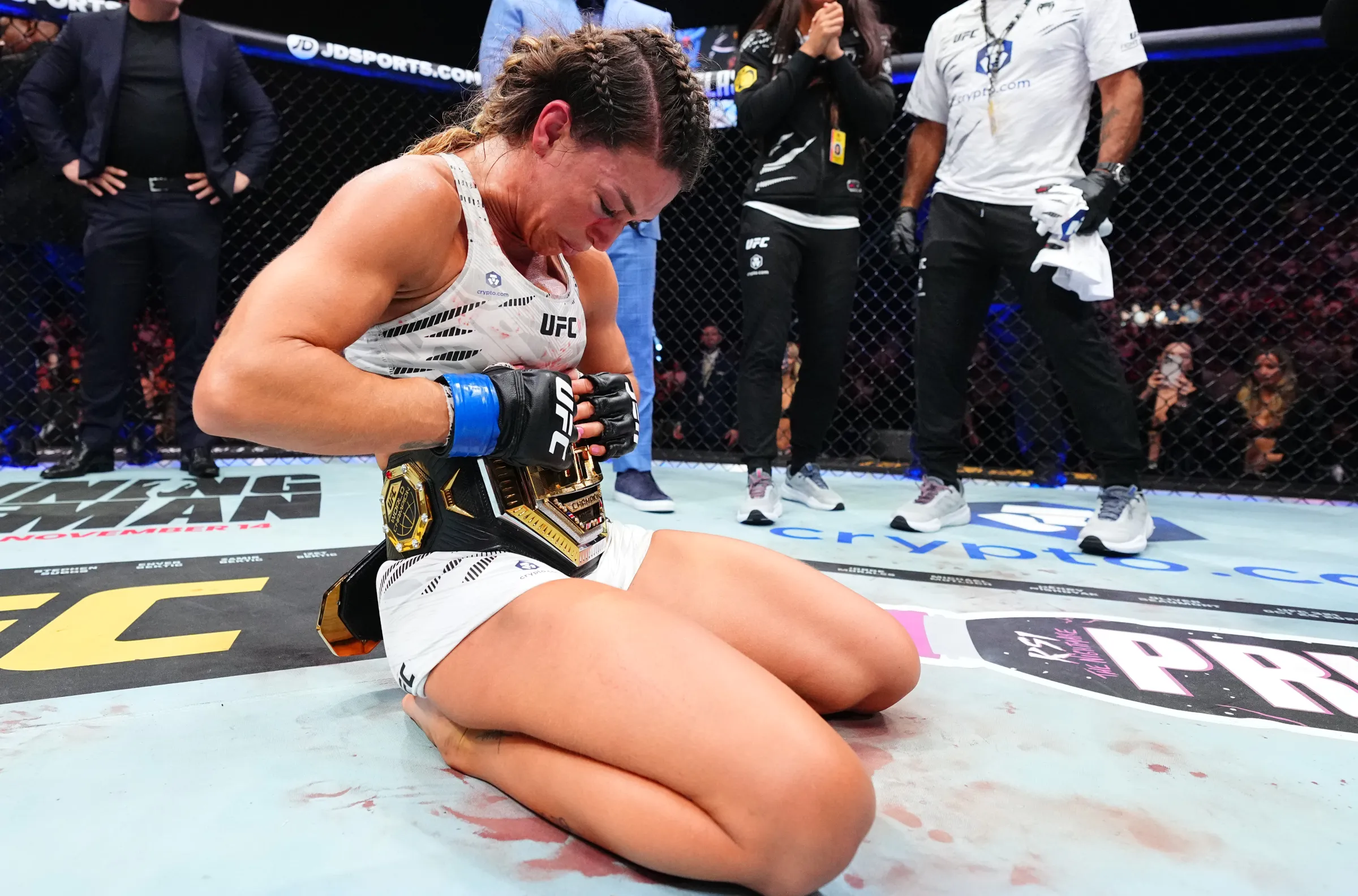 UFC 330: Mackenzie Dern vs. Gillian Robertson, Análise Completa, Odds e Previsão Detalhada do Duelo Crucial no Peso Palha