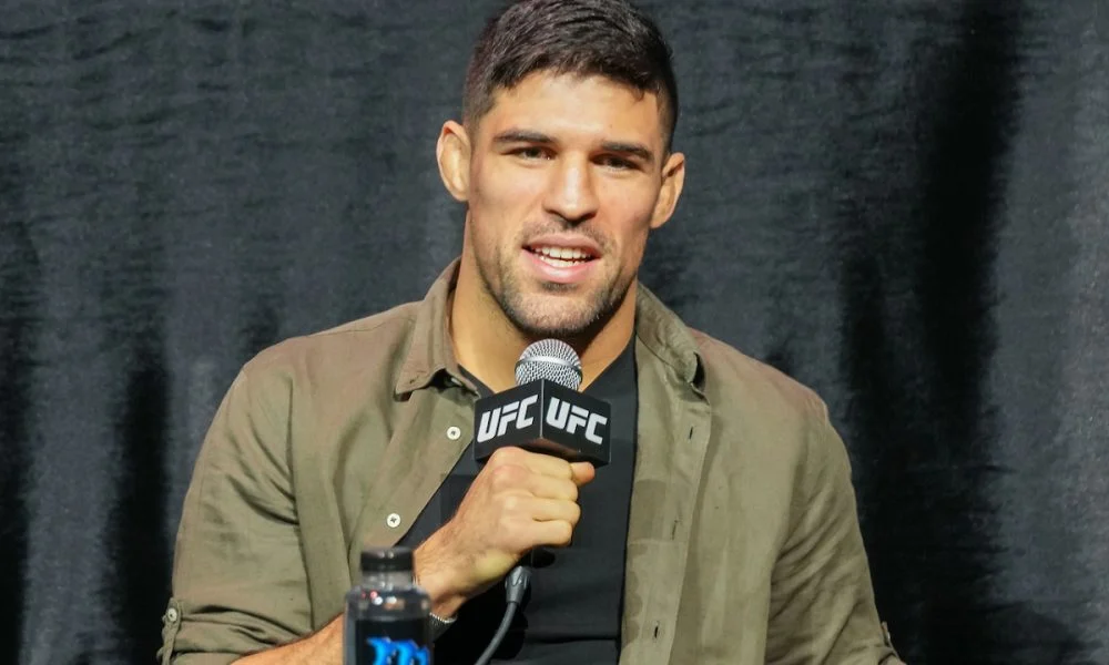 Como Robocop Foi Chave na Mudança de Categoria de Vicente Luque no UFC: Amizade e Confiança nos Pesos-Médios