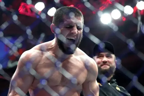UFC 330: Makhachev x Ian Garry ao vivo, horários e card completo com Mackenzie Dern; saiba onde assistir!