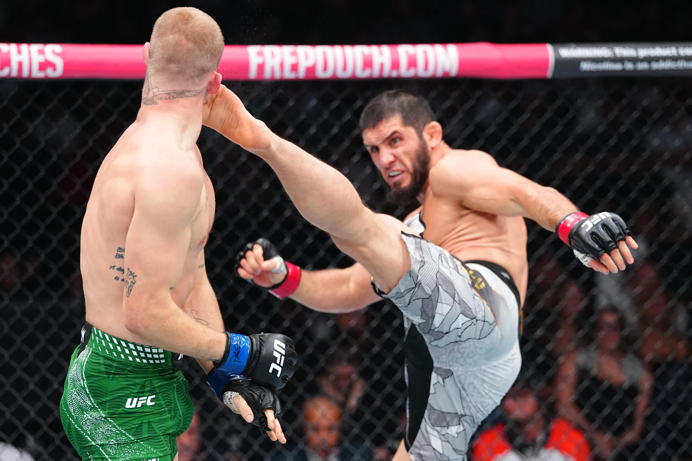 UFC 330: Makhachev Faz História Contra Garry, Dern Defende Título e Noites de Nocautes e Lendas no Octógono da Filadélfia