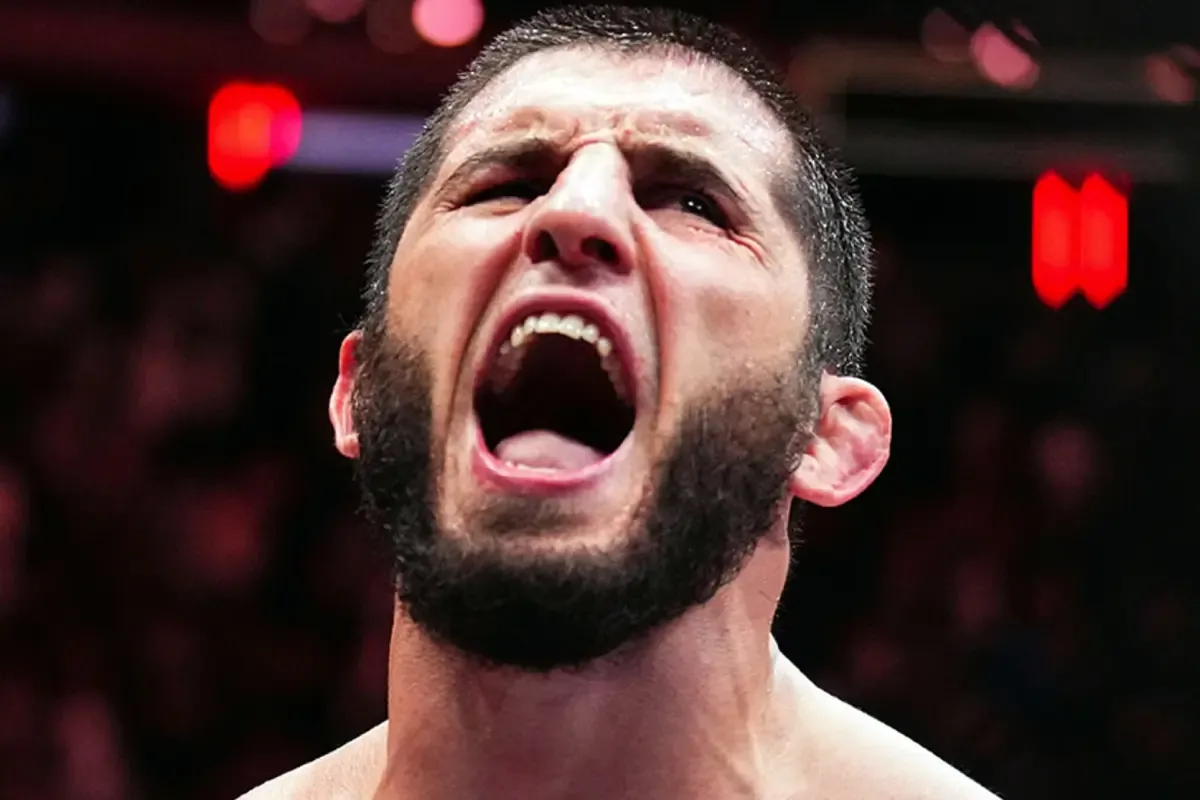 Islam Makhachev revela data surpresa para retorno ao octógono após UFC 330, quebra de recorde e possível luta contra Carlos Prates