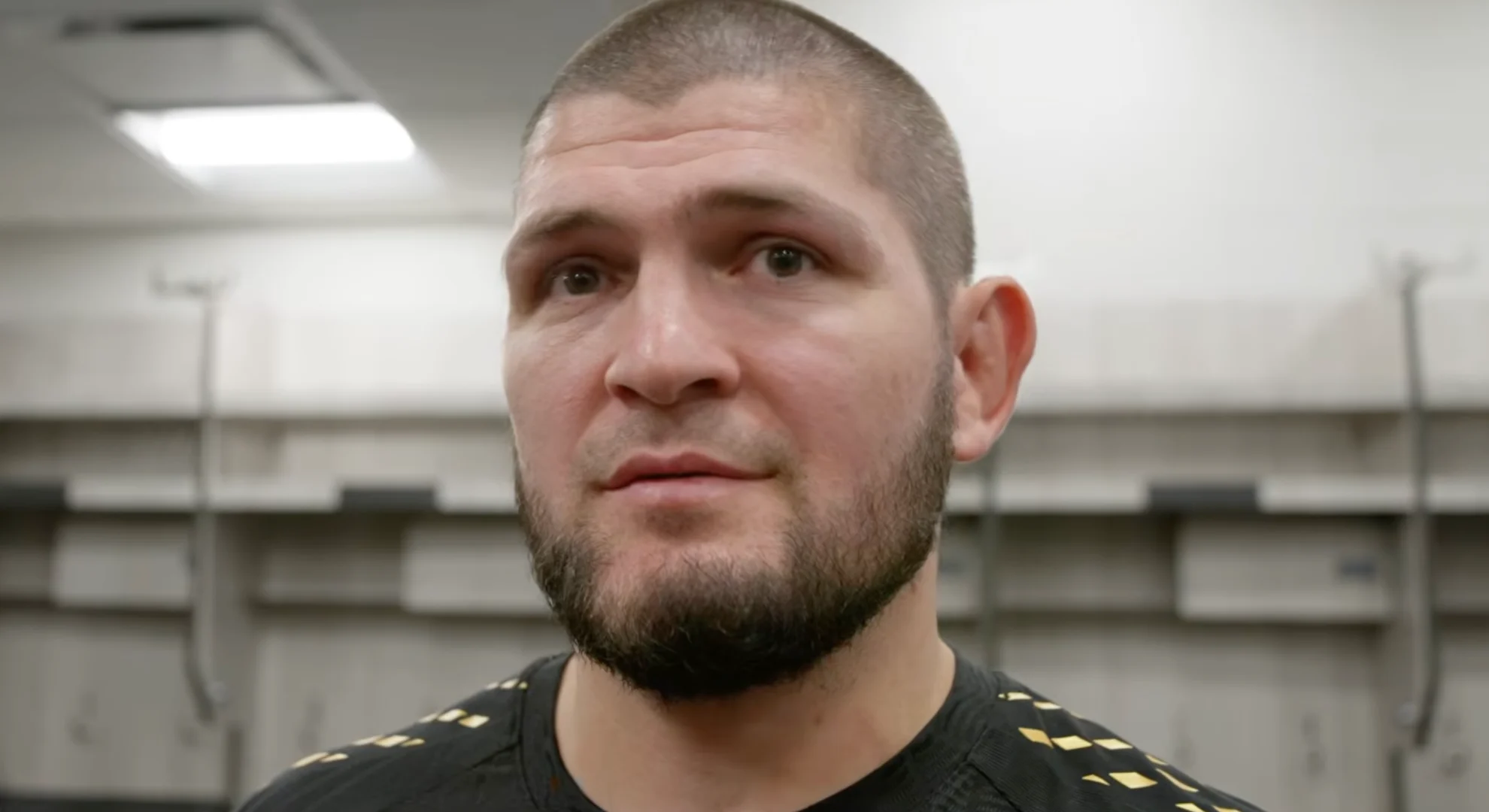 Khabib Nurmagomedov Reage ao Vivo e com Brutal Sinceridade à Aposentadoria de Edson Barboza no UFC 330: ‘O Esporte o Deixou’