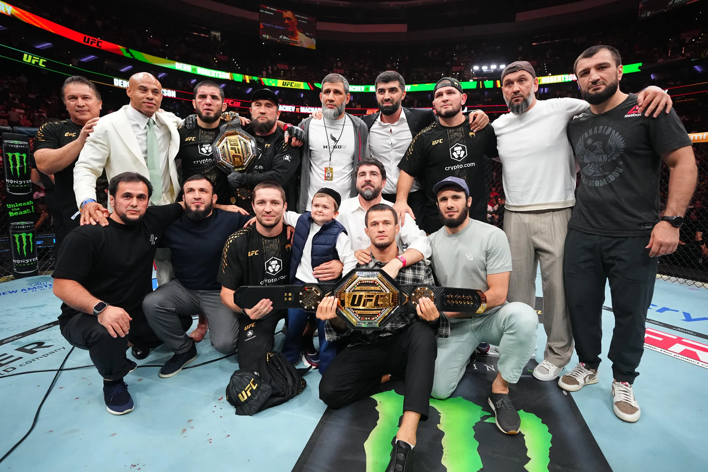 UFC 330: Islam Makhachev no GOAT? Treinador Javier Mendez Crê Que Vitória e Recorde Mudam Tudo no MMA