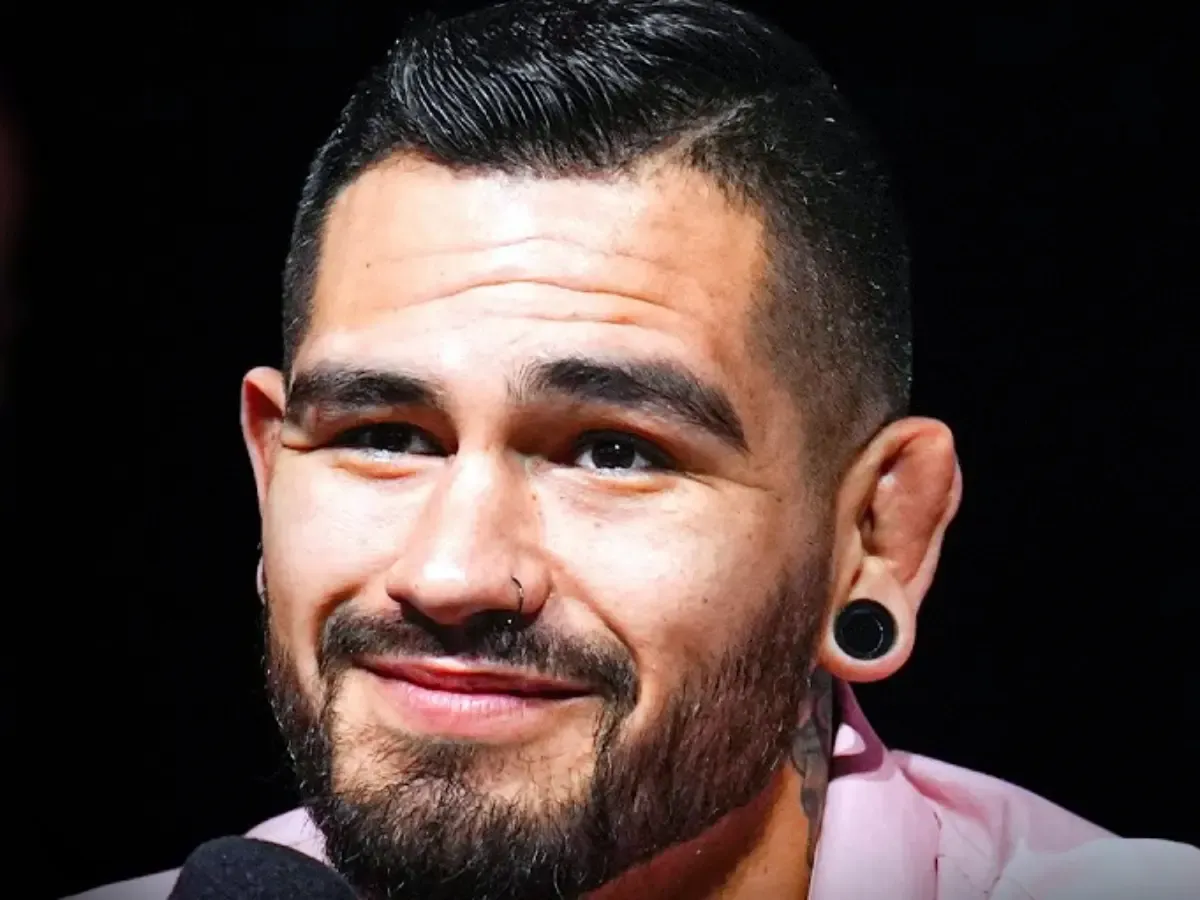 Anthony Hernandez revela ‘arma secreta’ e treino intenso com Sean Strickland para vencer Gregory Robocop no UFC Sacramento