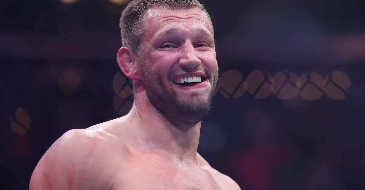 UFC Sacramento: Reinier de Ridder fatura impressionantes US$ 360 mil após nocaute em Roman Dolidze, revelando os maiores payouts do evento