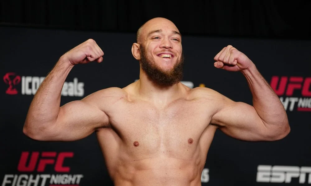 Valter Walker provoca Vitor Petrino após UFC Sacramento e chama luta de “chata da noite”, acirrando rivalidade no peso-pesado