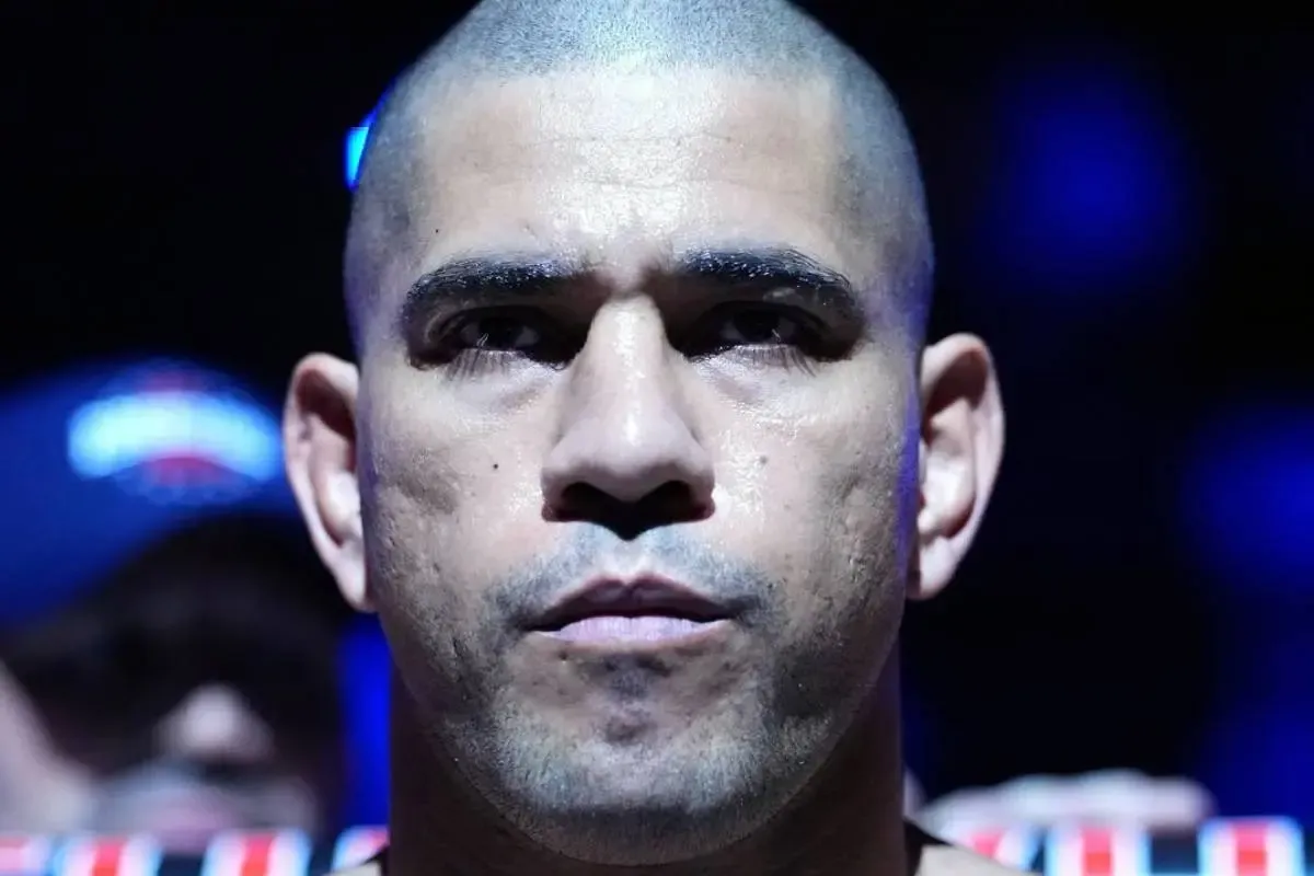 Alex Poatan explode e detona YouTuber Carlos Figueira MMA com xingamentos após análise de luta no peso pesado do UFC: ‘C* de cachorro’