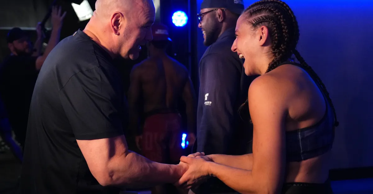 Alex Apodaca vence Bella Mir no Contender Series, garante contrato no UFC, mas festa é curta: ‘Tenho trabalho de manhã’