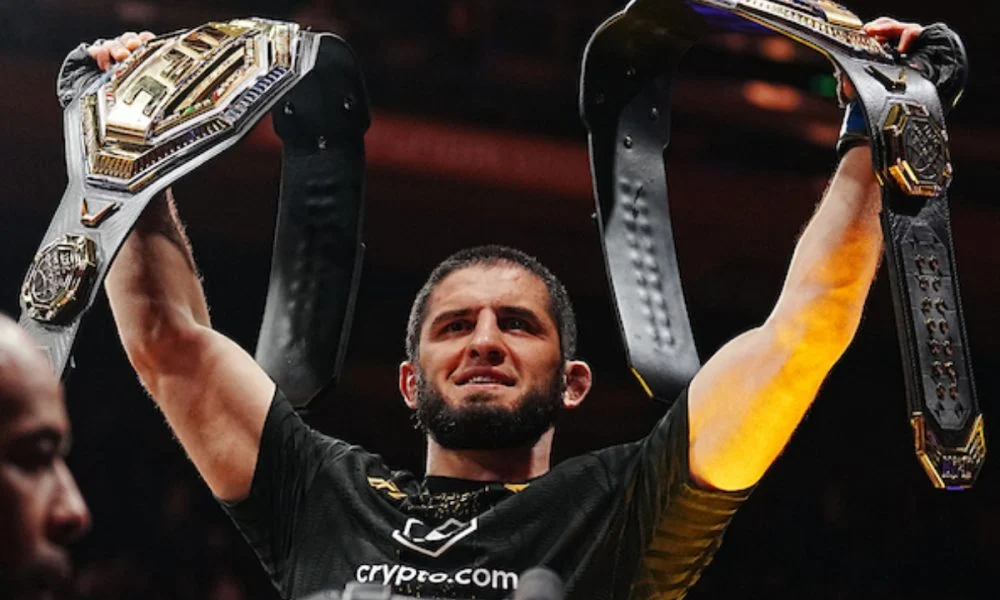 Islam Makhachev Projeta ‘Três Lutas Espetaculares’ e Revela Quem São os Próximos Desafios Épicos nos Meio-Médios do UFC