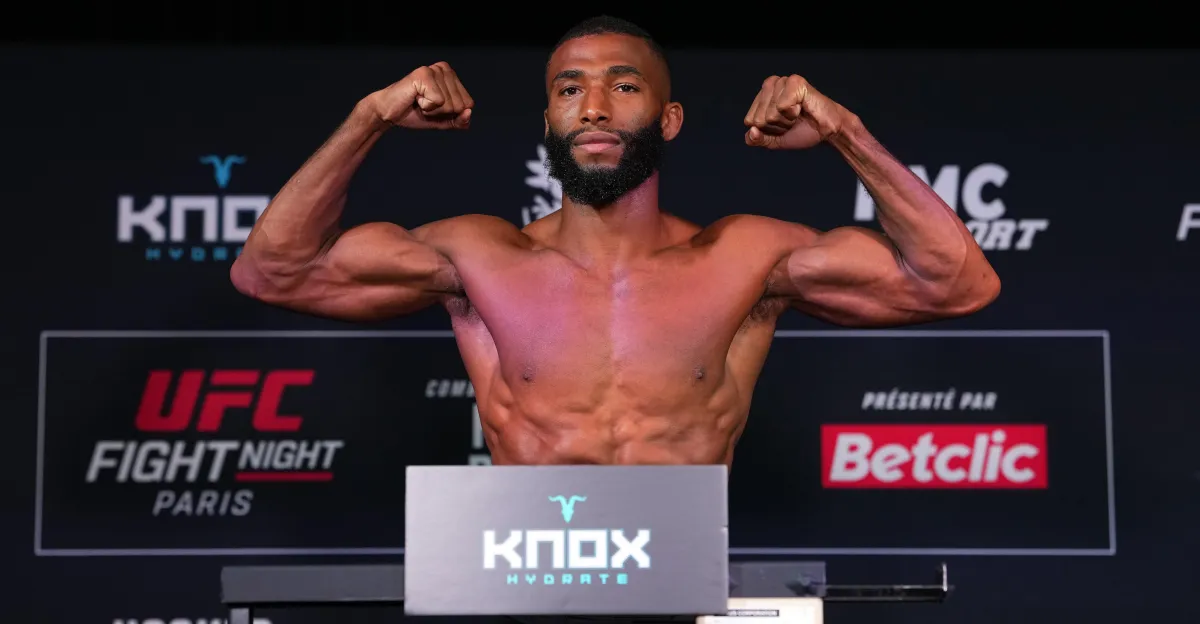 UFC Paris: Salahdine Parnasse Confirma Peso para Estreia Épica Contra o Veterano Dan Hooker, Agitando o Mundo do MMA