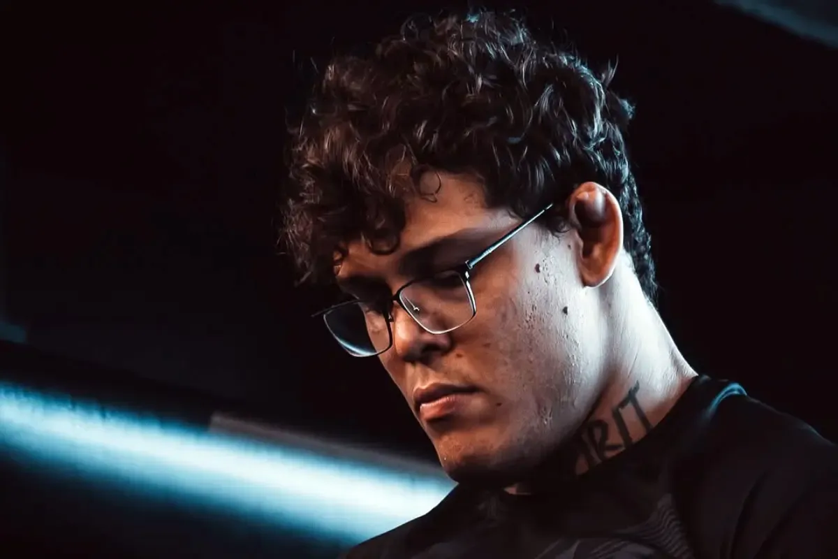 Caio Borralho, Estrela do UFC, Chocado com Críticas nas Redes Sociais: ‘O Que Eu Fiz Para Merecer Tanto Hate no Brasil?’