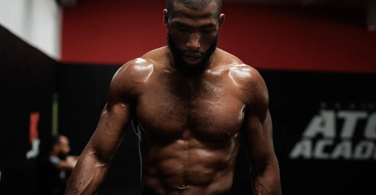 Salahdine Parnasse Vislumbra Luta Épica Contra Usman Nurmagomedov Após Estreia no UFC Paris Contra Dan Hooker
