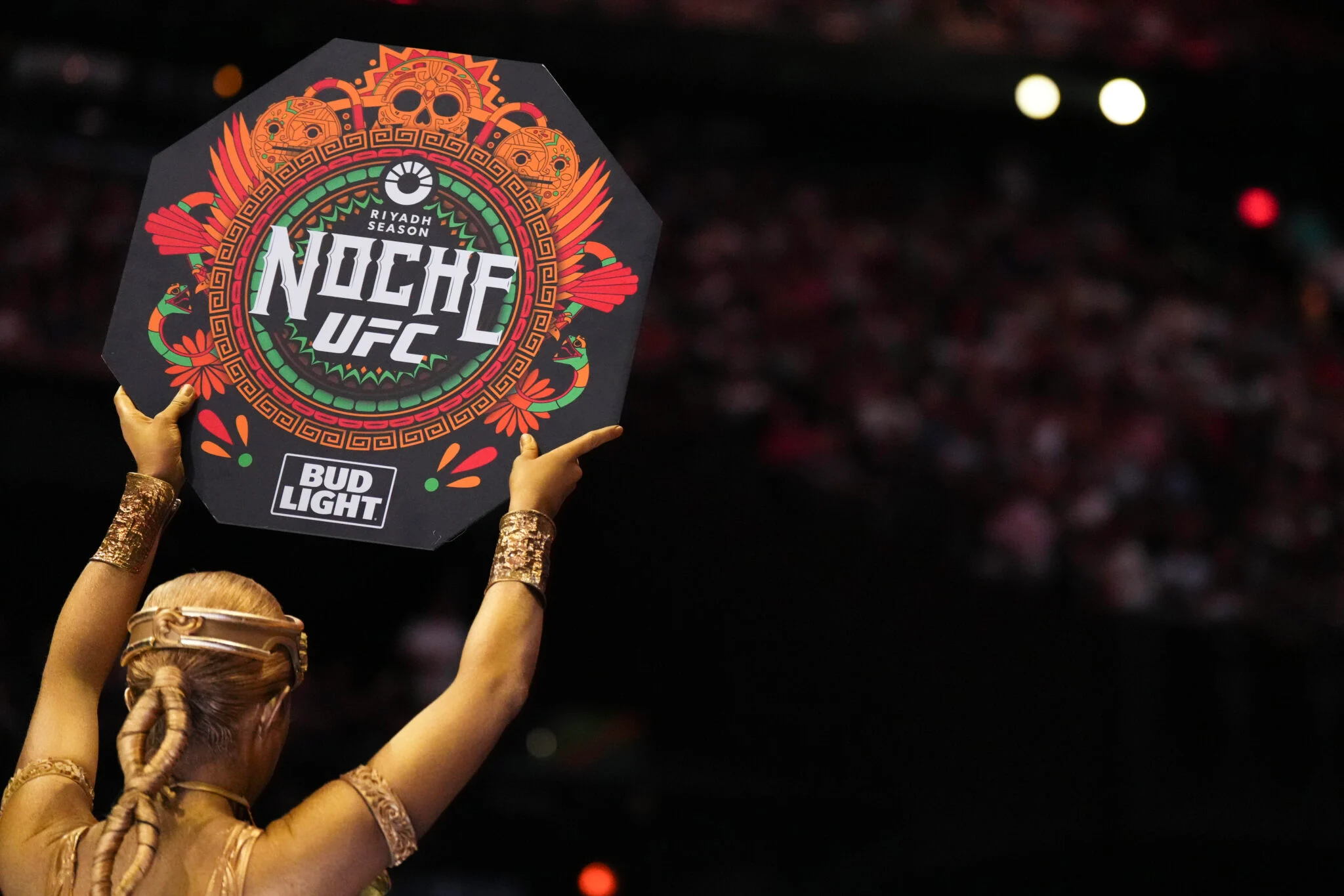 Crise no Noche UFC: Problemas com Visto Cancelam Luta e Agravam Card Já Abalado por Saída de Yair Rodriguez