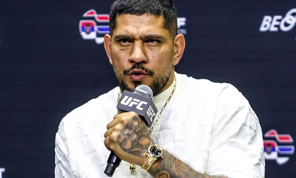Polêmica no UFC: Por Que Alex Pereira Está em Dois Rankings? Borrachinha Questiona Posição de Poatan e Lutador Rebate com Afirmação Impactante
