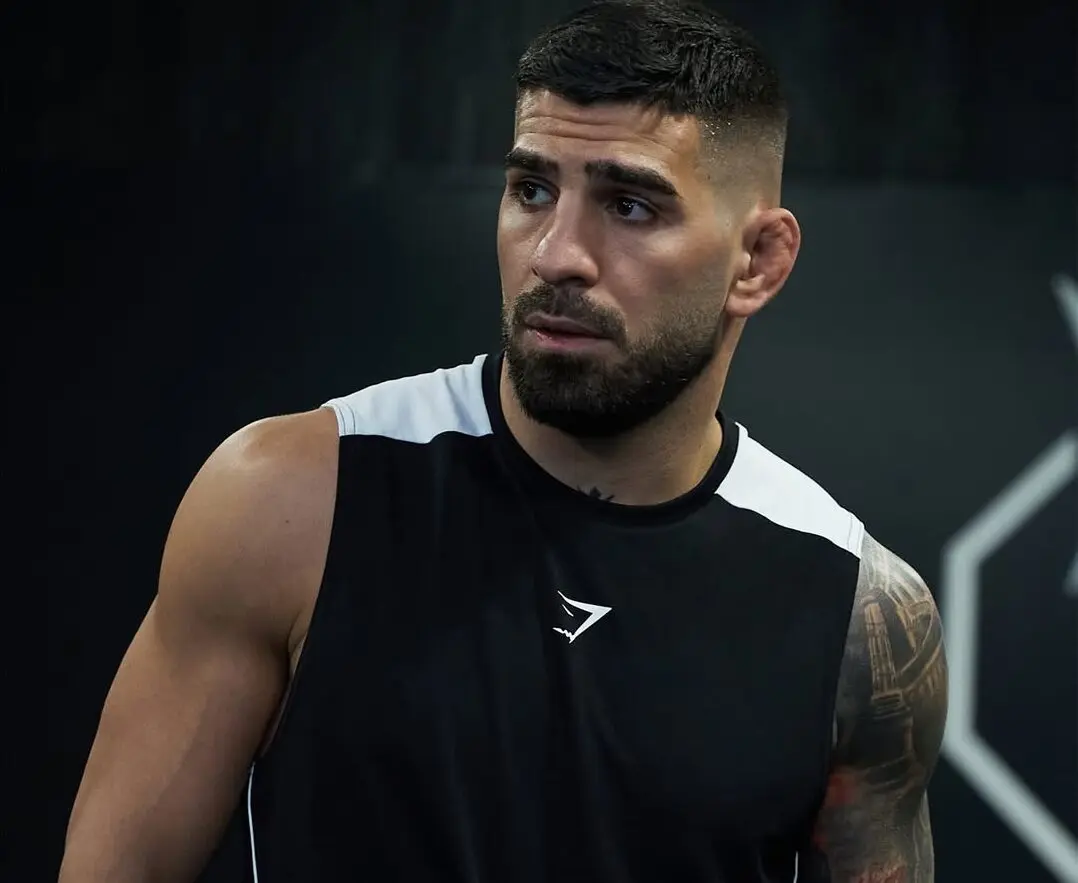 Chocante: Ilia Topuria Anuncia Retorno Triunfal Após Fraturas e Acusa Justin Gaethje de Trapaça em Luta do UFC Casa Branca