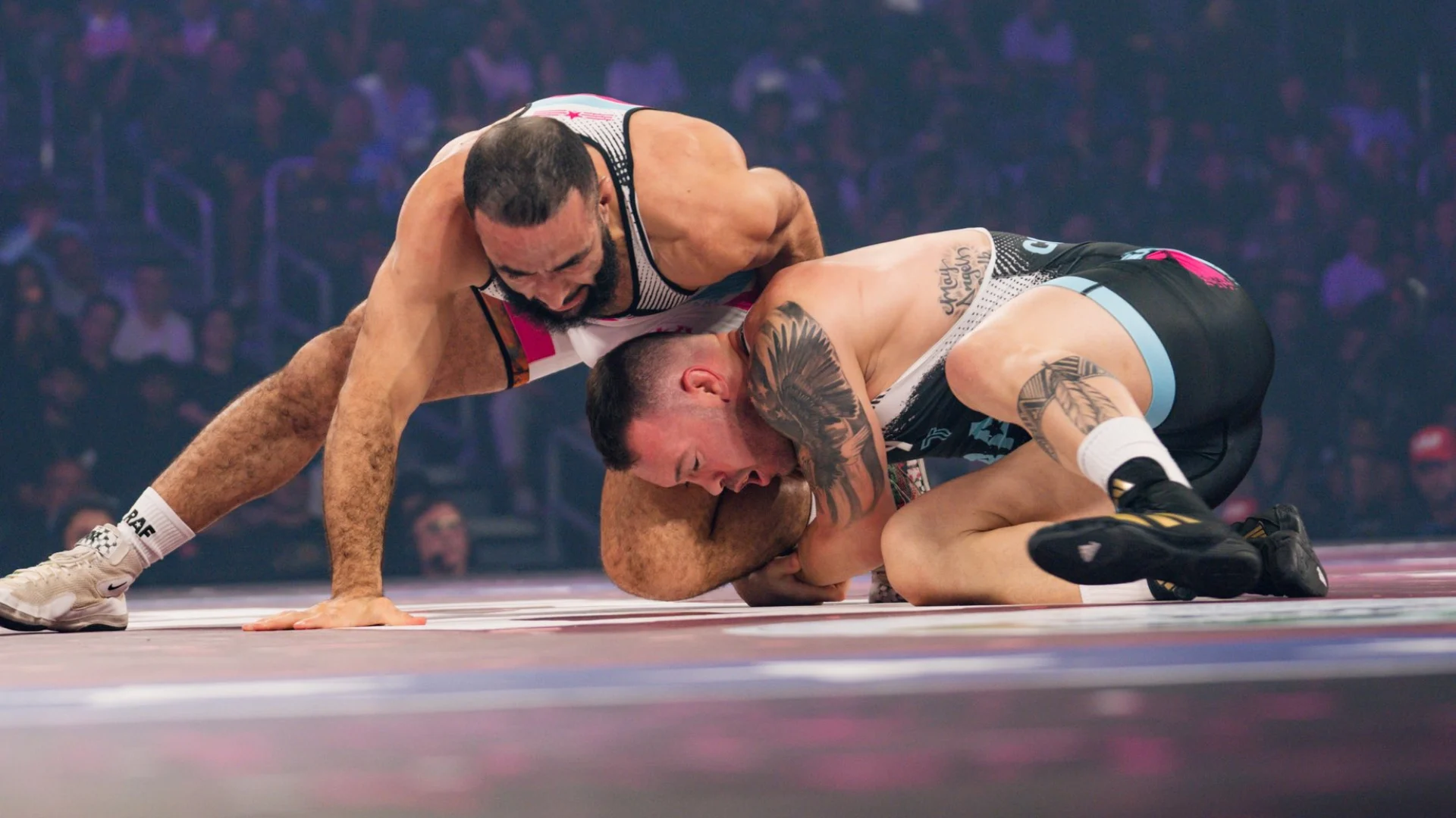 Belal Muhammad Quebra o Silêncio Após Derrota Dominante por 10-0 para Colby Covington no RAF 13: ‘Vou Aprender Com Isso’