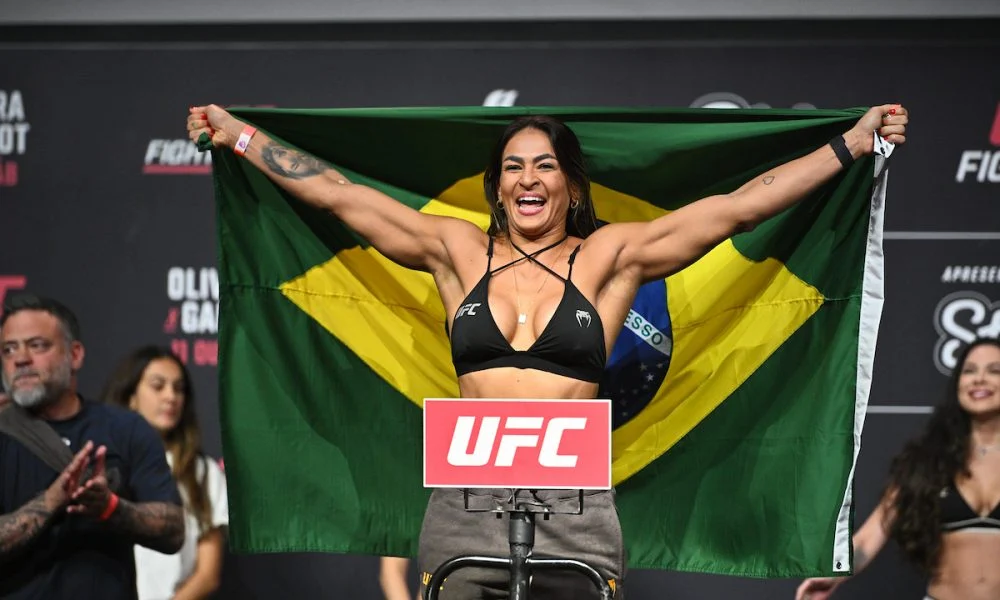 UFC 334 em Nova York: Bia Mesquita, invicta, encara Macy Chiasson em luta crucial para o ranking peso-galo