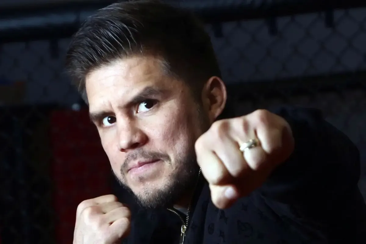 Henry Cejudo, lenda de 39 anos, supera Javon Walton de ‘Euphoria’ em estreia no boxe, desafiando a idade e provando sua dureza