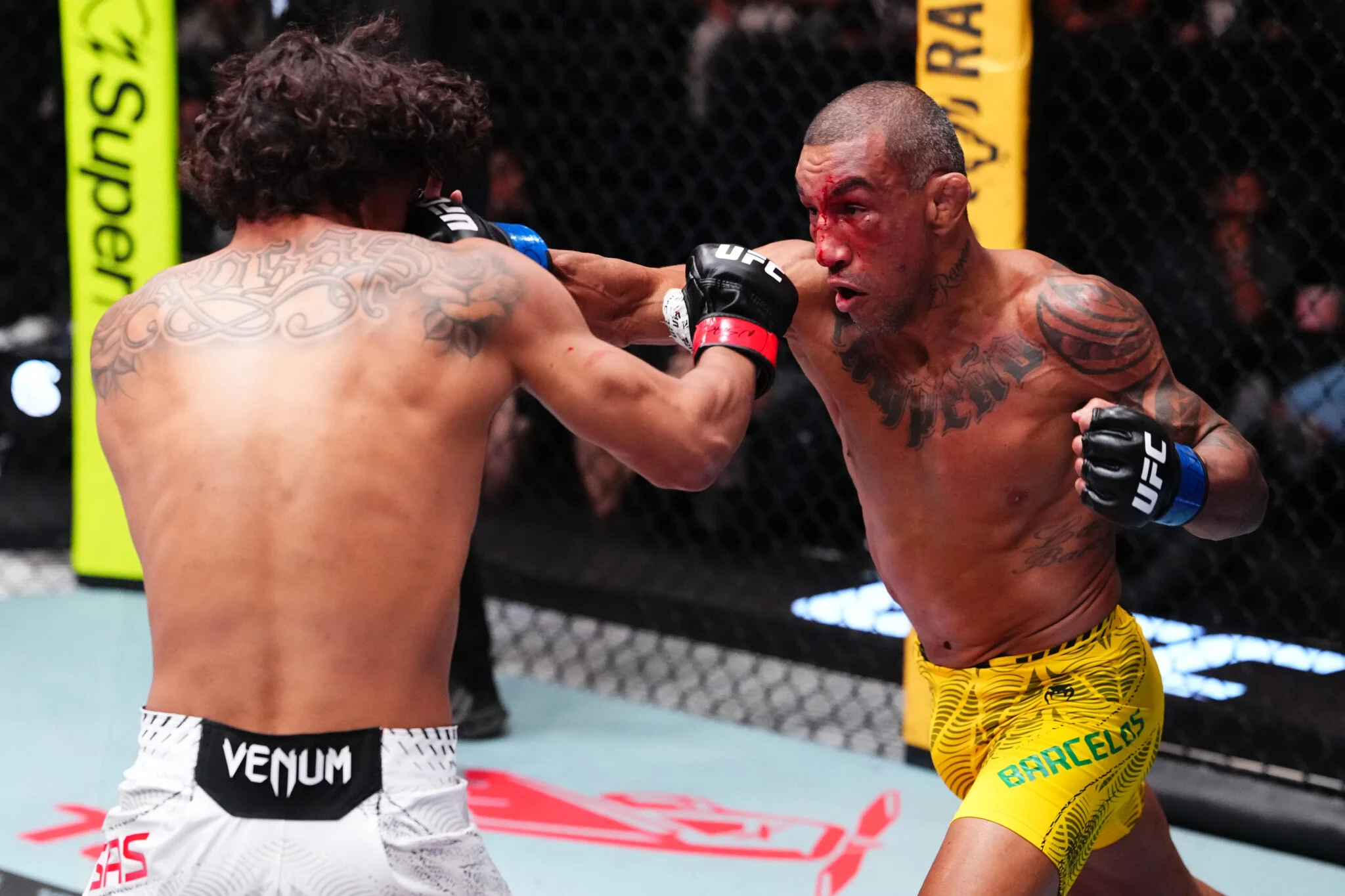 Atualização Urgente: Raoni Barcelos Consegue Falar, Andar e Comer Após Susto no UFC Vegas 121, Mas Permanece Hospitalizado em Las Vegas