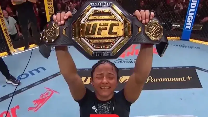 Natália Silva Faz História no UFC e Conquista Cinturão Inédito para o Brasil na Categoria Peso-Mosca