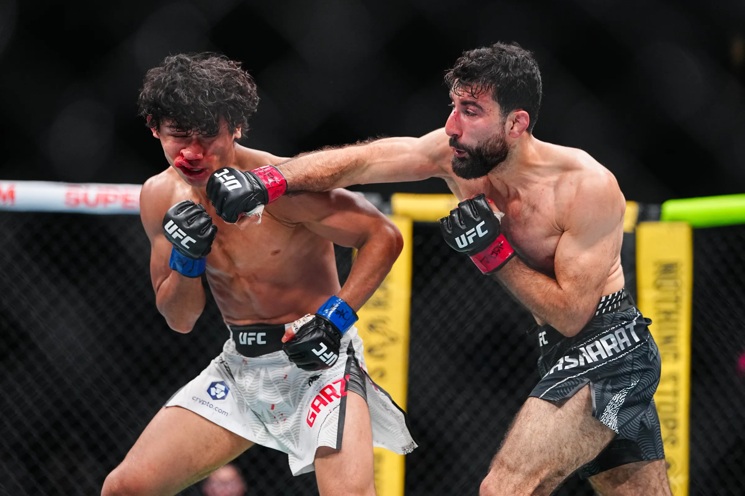UFC Choca Fãs ao Demitir Farid Basharat, Peso-Galo Invicto no Top 10, em Decisão Controversa