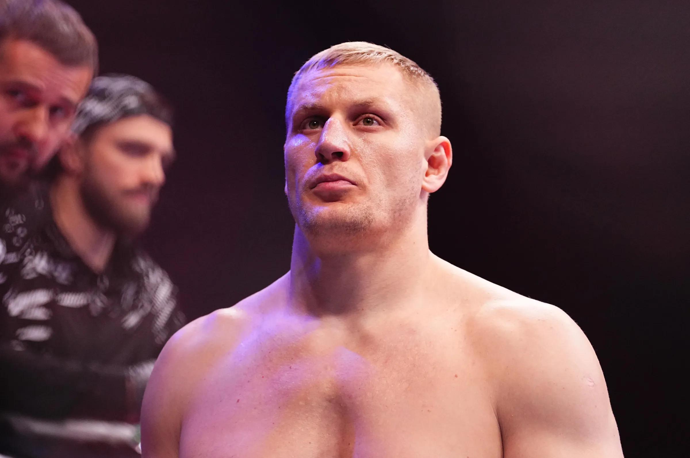 Vídeo de treino brutal de Sergei Pavlovich viraliza e deixa fãs de Alex ‘Poatan’ Pereira em pânico sobre futuro no peso-pesado do UFC 335