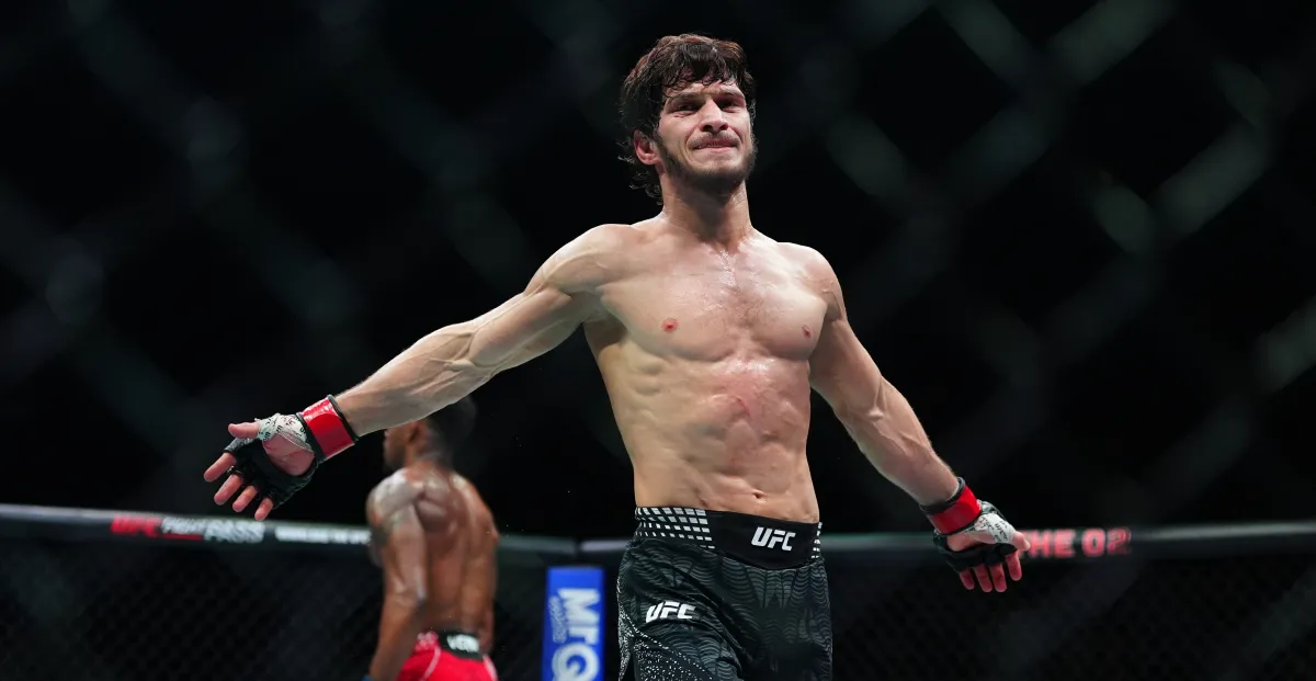 UFC 333: Movsar Evloev Ousa e Projeta Inédita Finalização Sobre Alexander Volkanovski na Disputa Pelo Cinturão Peso Pena e Choca Fãs