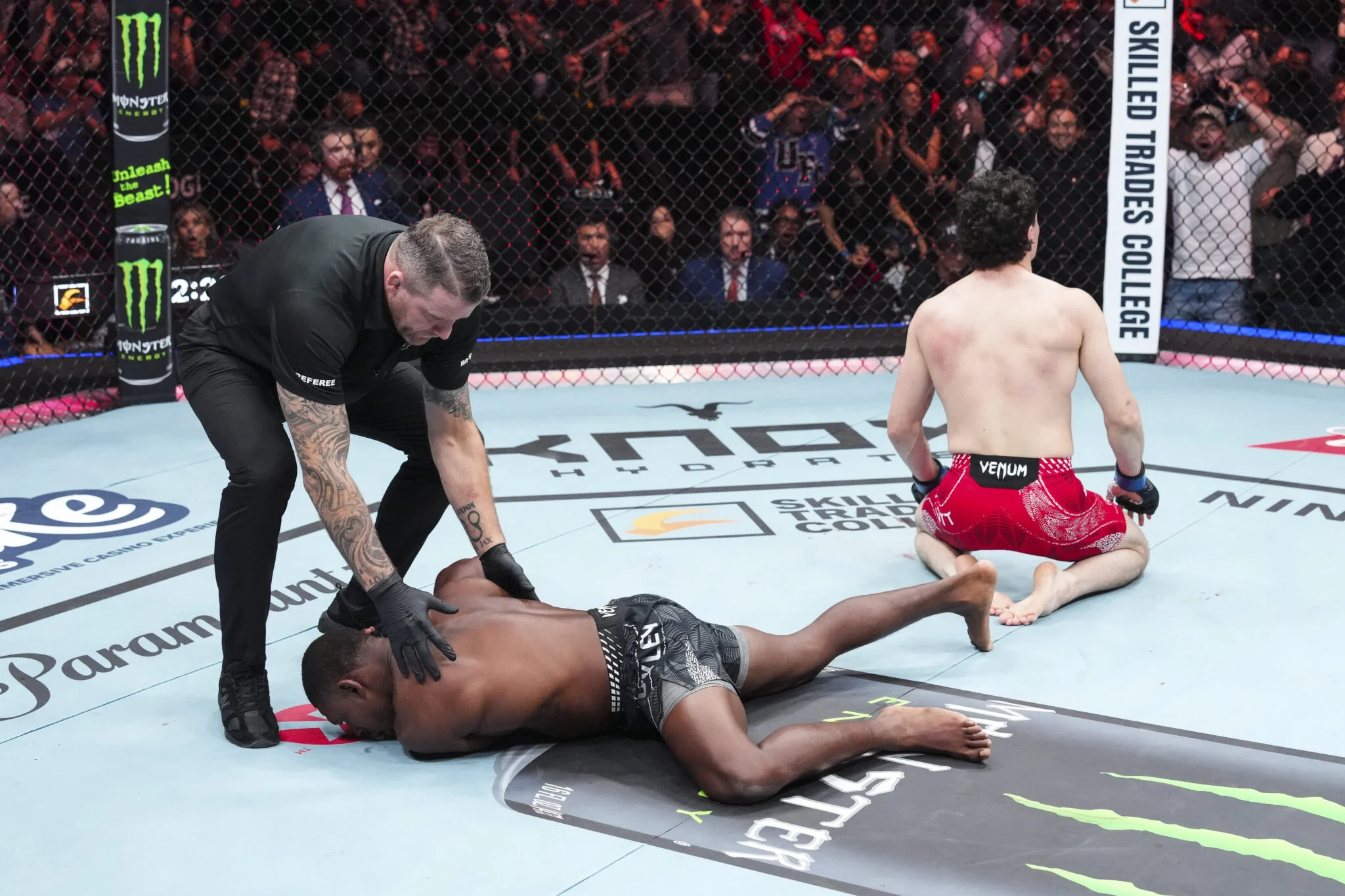 Mike Malott detalha conversa com Dana White após nocaute ‘espetacular’ no UFC Edmonton e planos para o UFC 336