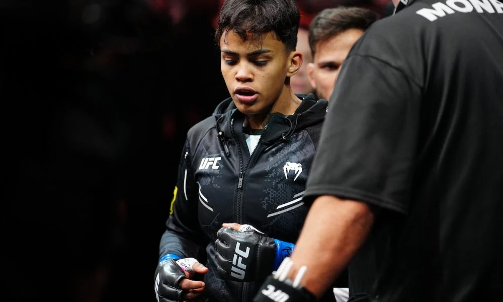 Iasmin Lucindo, após doping no UFC, admite erro em suplemento e projeta: “Vou ser campeã”, revelando detalhes de sua volta ao octógono