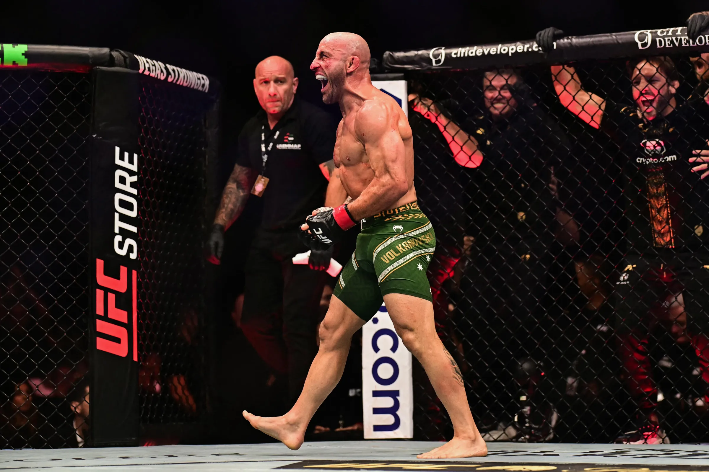 UFC 333: Volkanovski mantém coroa, Yan domina em Dubai, e Reyes surpreende; Análise dos maiores vencedores e a grande decepção da noite