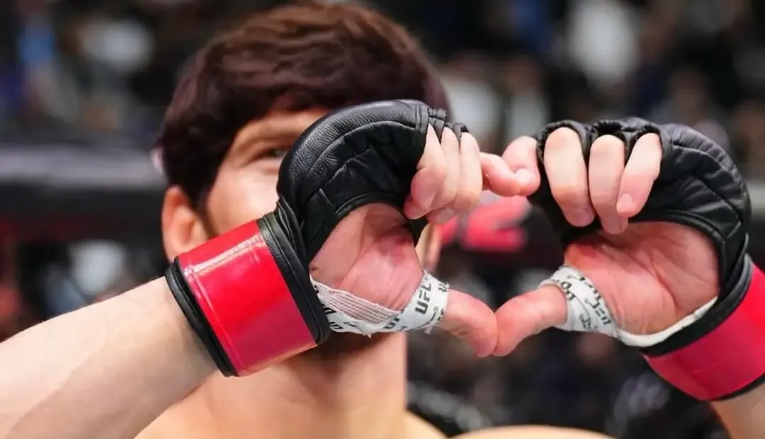 Astro do UFC Paddy Pimblett Acusa Movsar Evloev de ‘Entregar a Luta’ Contra Volkanovski no UFC 333: O Que Aconteceu?
