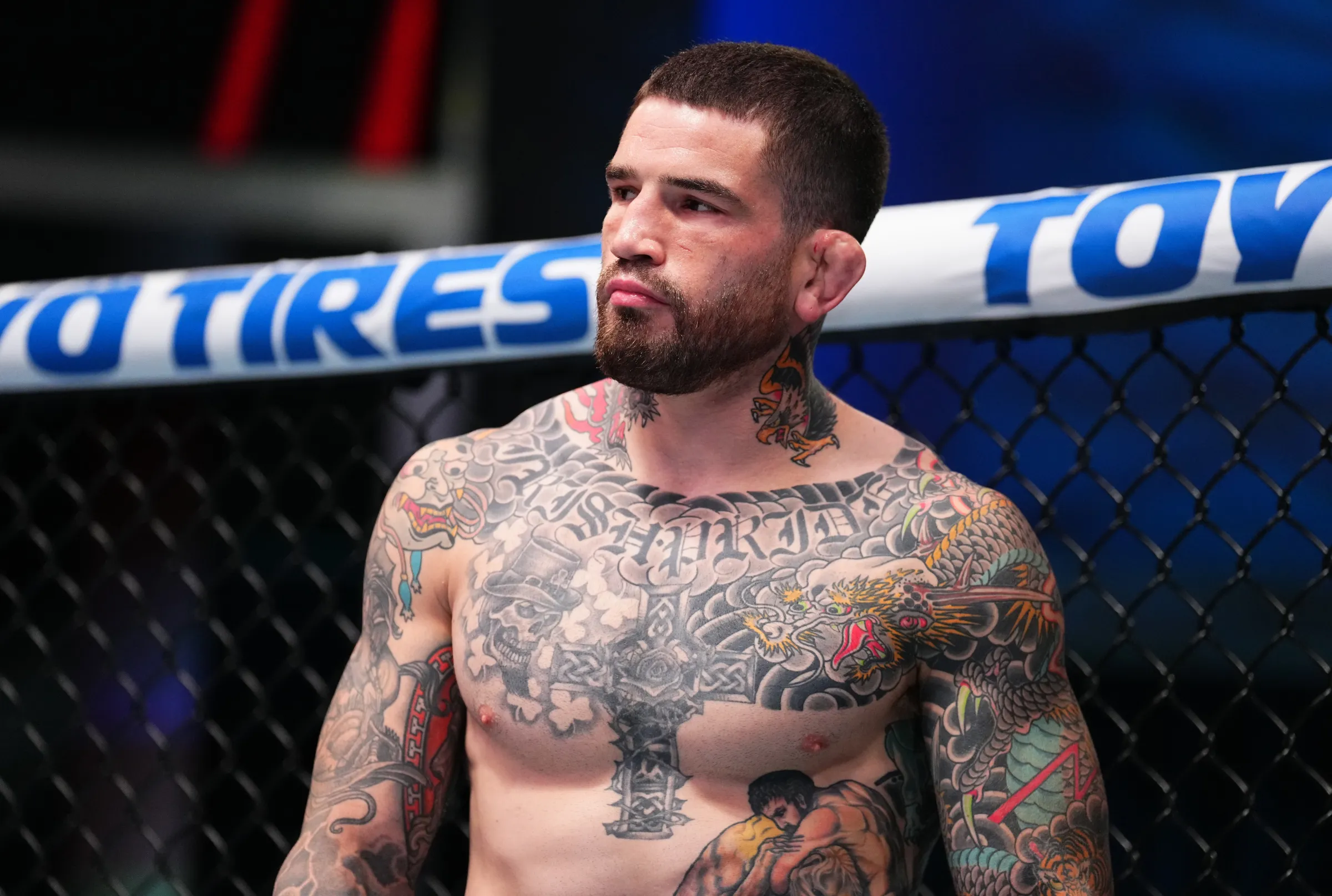 Sean Brady revela motivo chocante de retirada do UFC: Infecção por estafilococos no joelho o afasta da luta principal contra Gabriel Bonfim