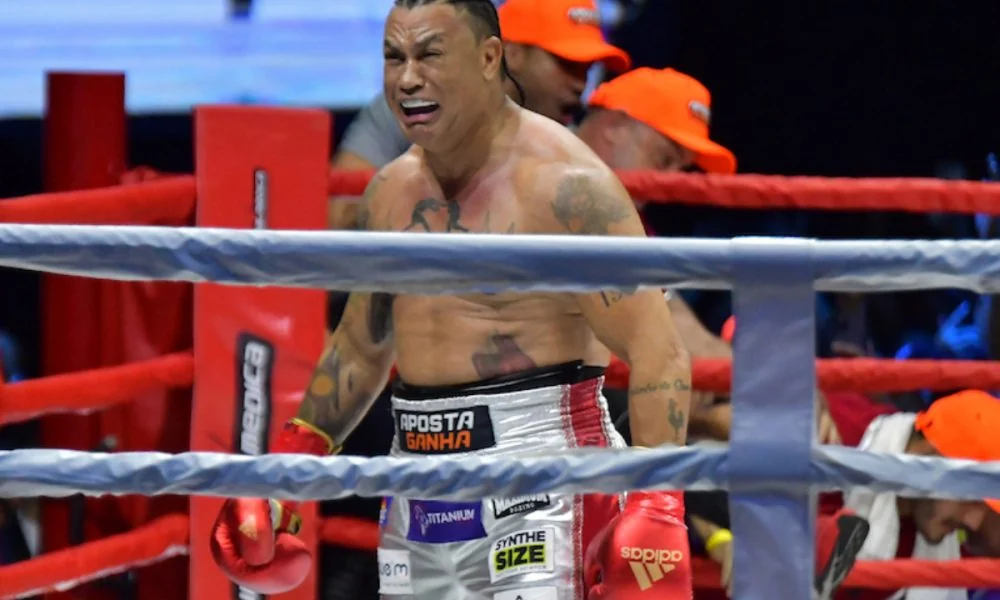 Popó Aceita Desafio Inédito: Tetracampeão de Boxe Enfrenta Irmãos Gêmeos Willou e Watson no FMS 9 em Luta de Dois Contra Um